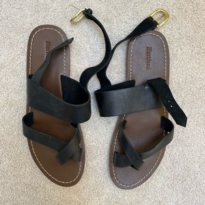 Hartford leather strap sandals